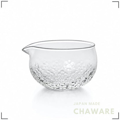 450ml Heat-Resistant Glass Pouring Bowl with Spout, Hammered Texture, Sakura Pattern for Matcha Tea