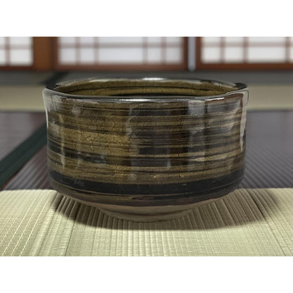 Japanese Matcha Tea Bowl 11.4xH7cm Black Glaze Gold Ceramic Mino Ware Made in Japan