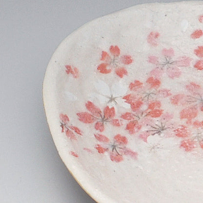 Souhou Kiln Heian Sakura Cherry Blossom Triangle Plate 14x15x2.3cm Japanese Tableware 317-19-403