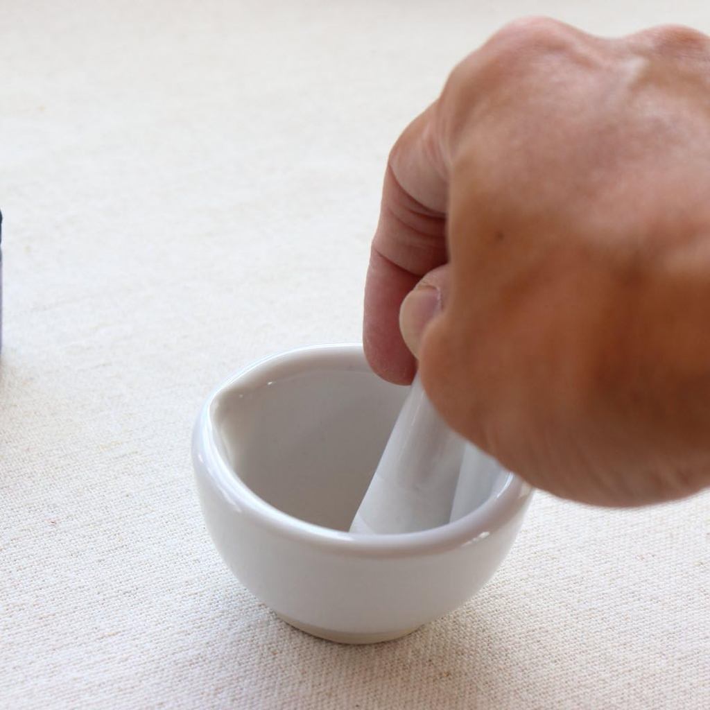 cerapockke 40ml Ceramic Mortar & Pestle - Japan Mino/Seto for DIY Cosmetics, Aroma & Herb Grinding