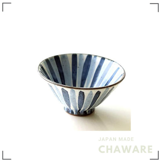Japanese Seto-yaki Ceramic Rice Bowl - Stylish Wafu Modern Pottery Tableware, Dyed Striped Hime