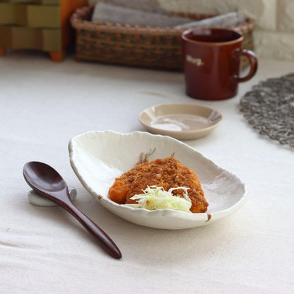 Cerapockke Mino & Seto Ware 22.5cm Hand-Painted Brown-Line Deep Long Pasta Plate Made in Japan