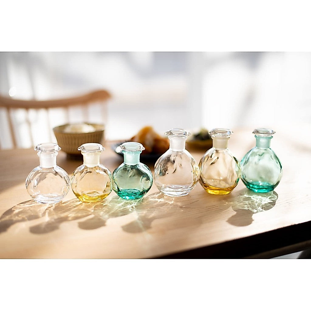 ADERIA Tebineri Mini Soy Sauce Dispenser AB 80ml Made in Japan Gift Boxed Glass Tabletop Condiment Holder Perfume Bottle No Dripping or Leakage Soy Sauce Vinegar Chili Oil Spices Oil Colorful Transparent Brown F75122