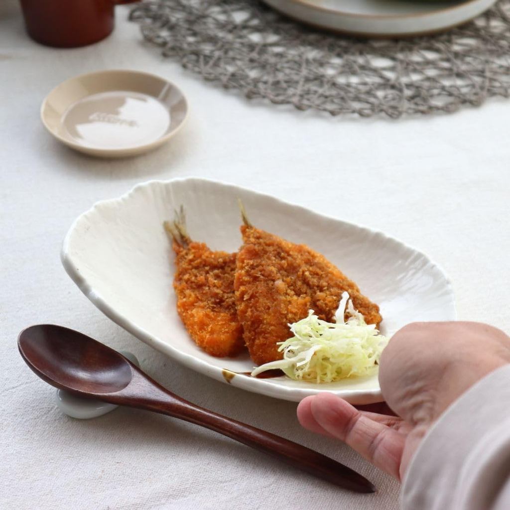 Cerapockke Mino & Seto Ware 22.5cm Hand-Painted Brown-Line Deep Long Pasta Plate Made in Japan
