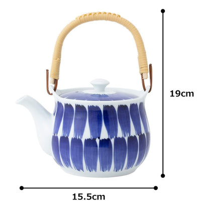 Japanese Impressed Pattern Teapot with Stainless Steel Strainer - Large Size, 600ml Capacity, Made in Japan