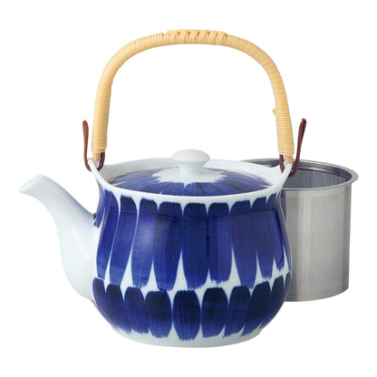 Japanese Impressed Pattern Teapot with Stainless Steel Strainer - Large Size, 600ml Capacity, Made in Japan