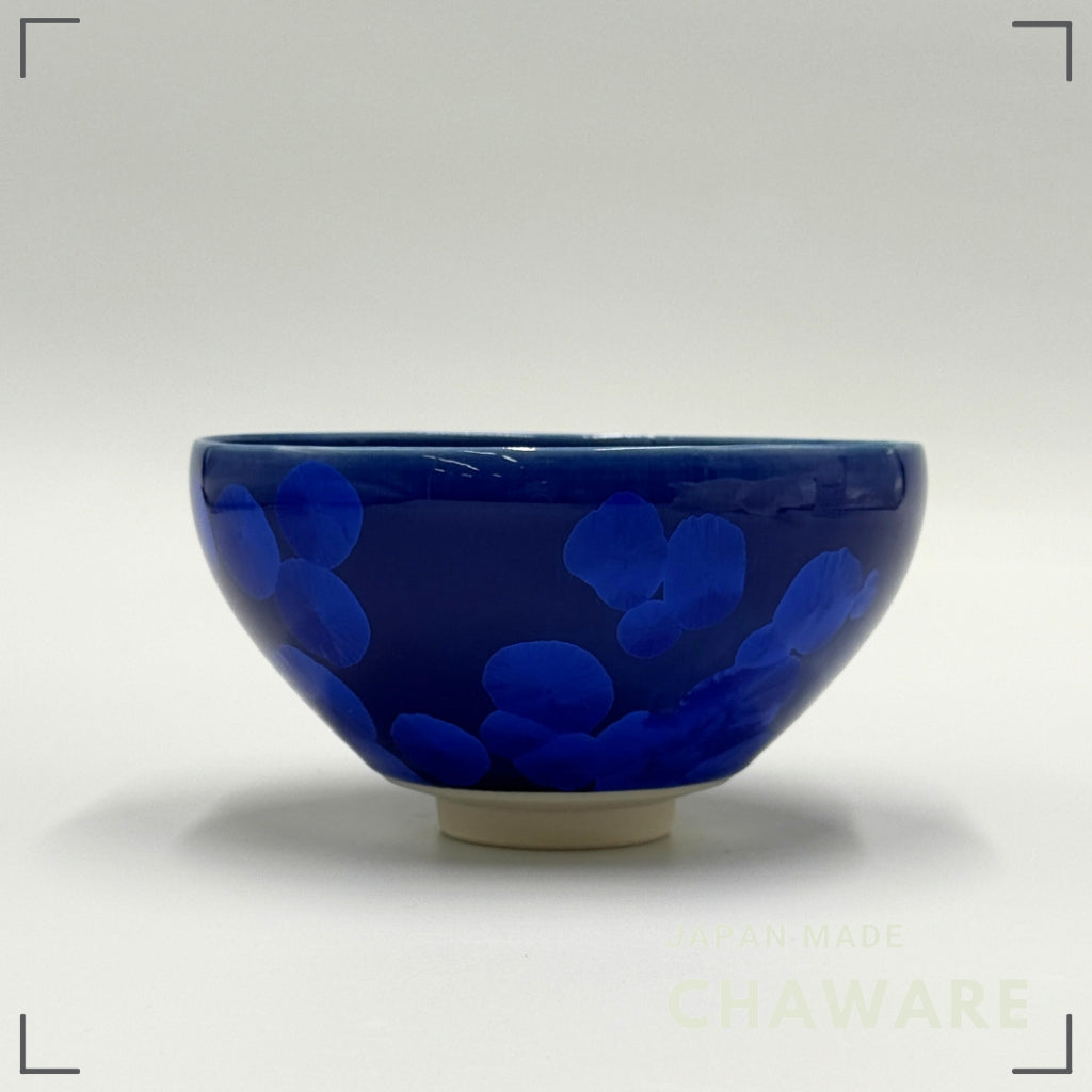 Kyoto ware, kiyomizu ware, Toan kiln, Matcha bowl, Flower crystals (Lapis lazuli) kta536.