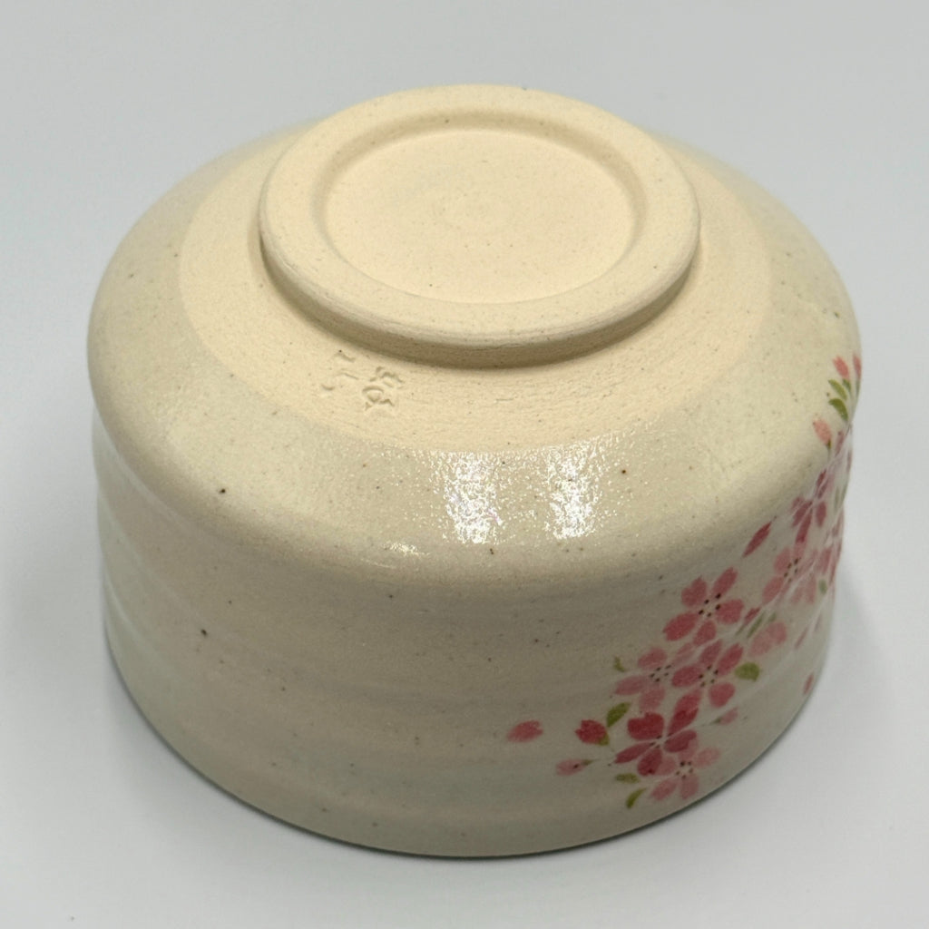 White-decorated pink cherry blossom matcha bowl, Mino ware (made in Japan)chawan