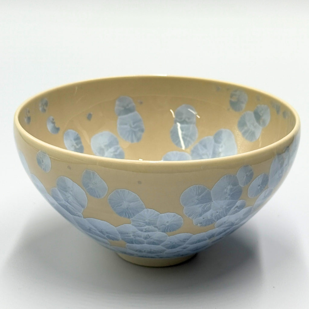 Kyoto ware, kiyomizu ware Toan Kiln Matcha Bowl Hanakessho (Silver Wisteria) kta538