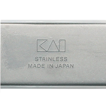 Yamaga Lacquerware Authentic Japanese Nail Clipper with Maki-e Art in Paulownia Box (Dragon Design)