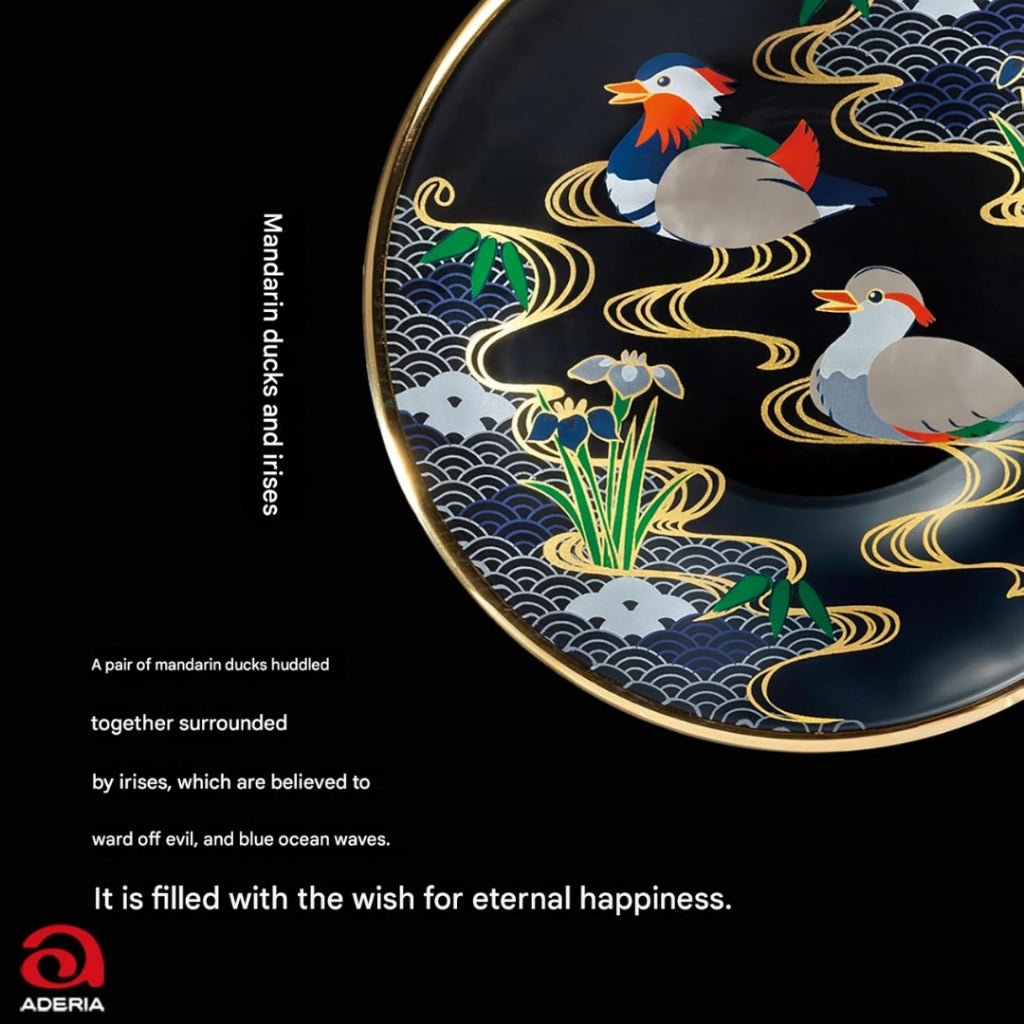"ADERIA Premium Japanese Heritage Gift Set: Artistic Traditional Motif Mini Plates for Elegant Dining and Gifting"