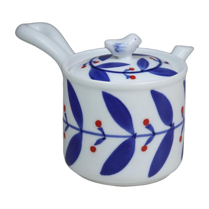 Elegant Lightweight Japanese Teapot with Infuser - Hasami Porcelain in Various Designs
