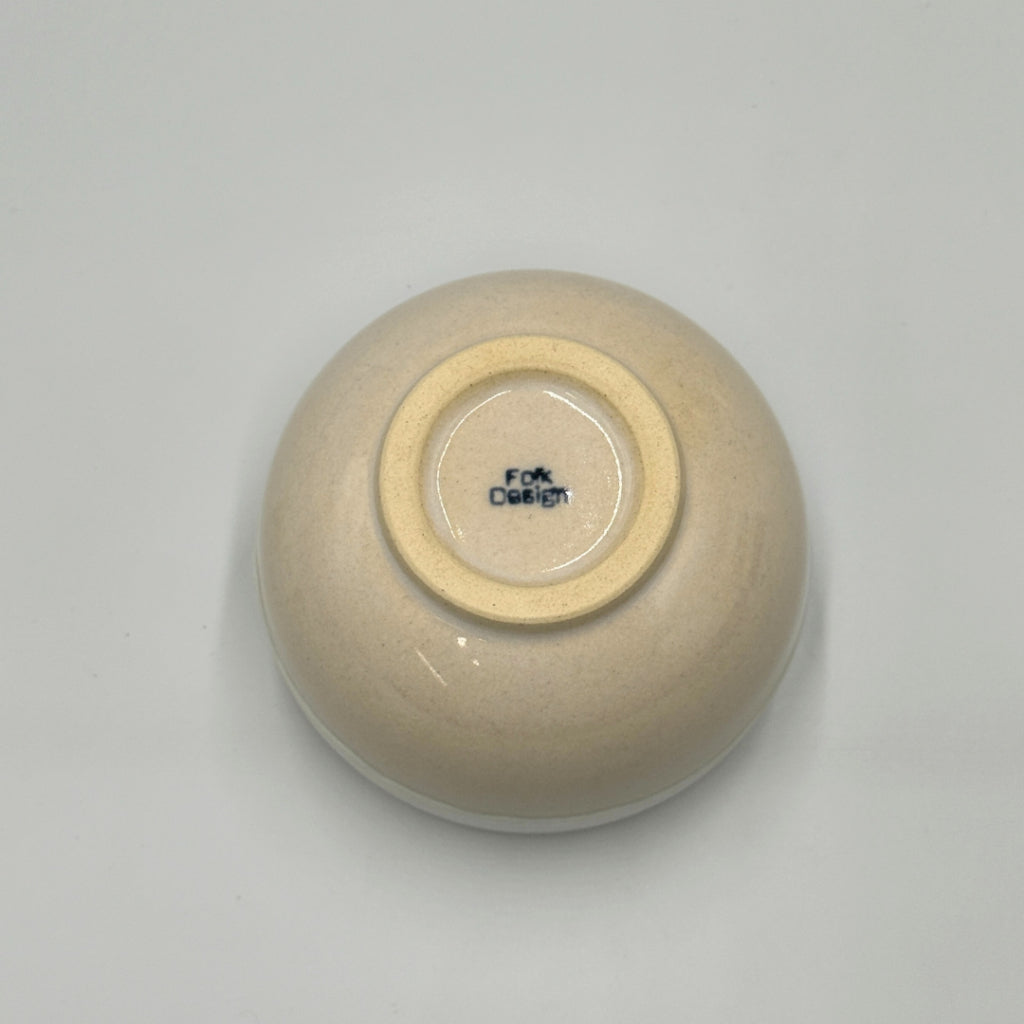 White Karatsu Nagashi (White) Round Bowl Matcha Bowl Hasami Ware Ceramic Bowl Made in Japan chawan