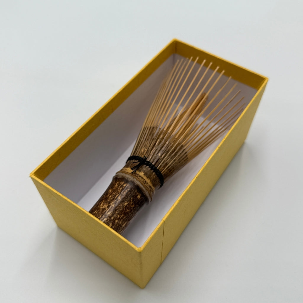 Tea whisk for thick tea, Kankyuan (Mushakoji Senke style) by Yasaburo Tanimura from Suikaen, Takayama, Nara