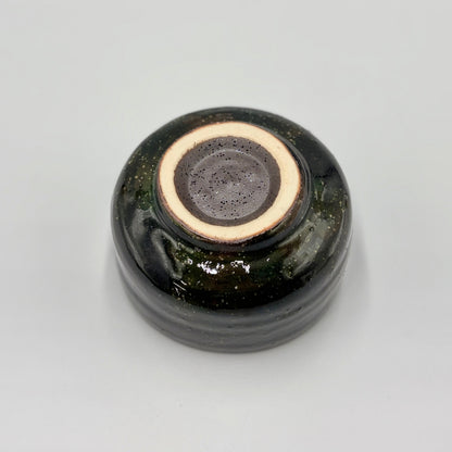 Japanese Matcha Bowl Kuro-yu Hake Oribe Chawan Mino Ware Handcrafted Tea Ceremony Ceramic