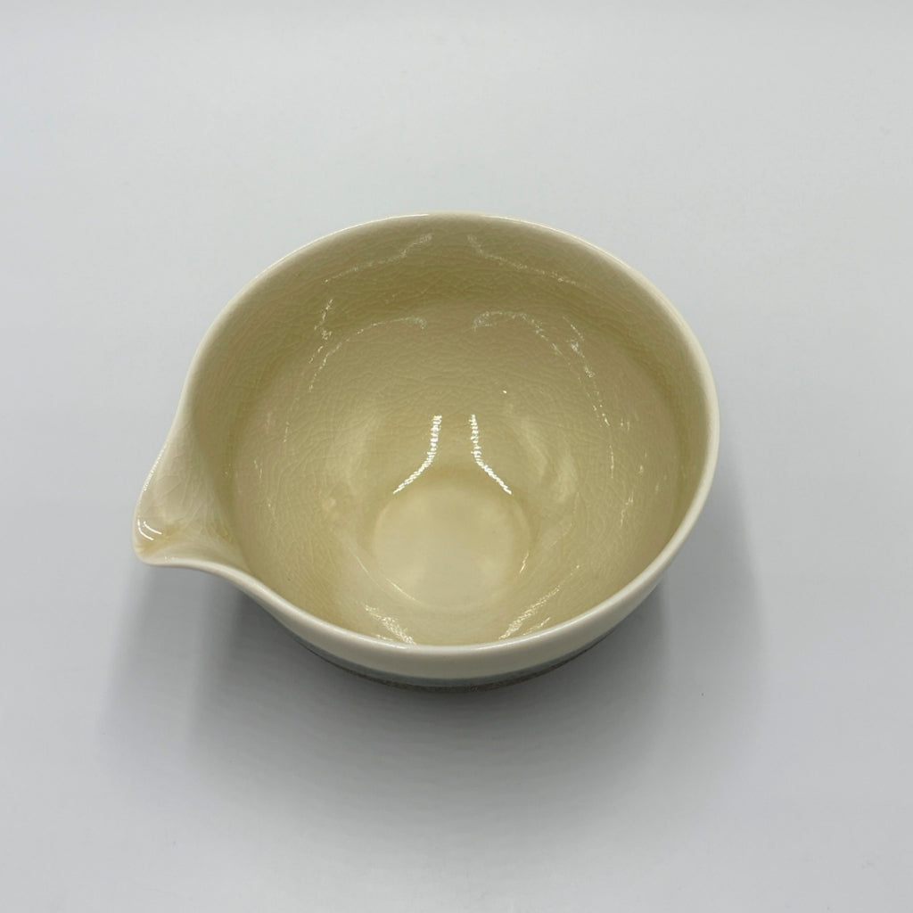 Moegi Japanese Matcha Bowl with Spout | Mino Ware Handcrafted Ceramic Tea Bowl | Made in Japan