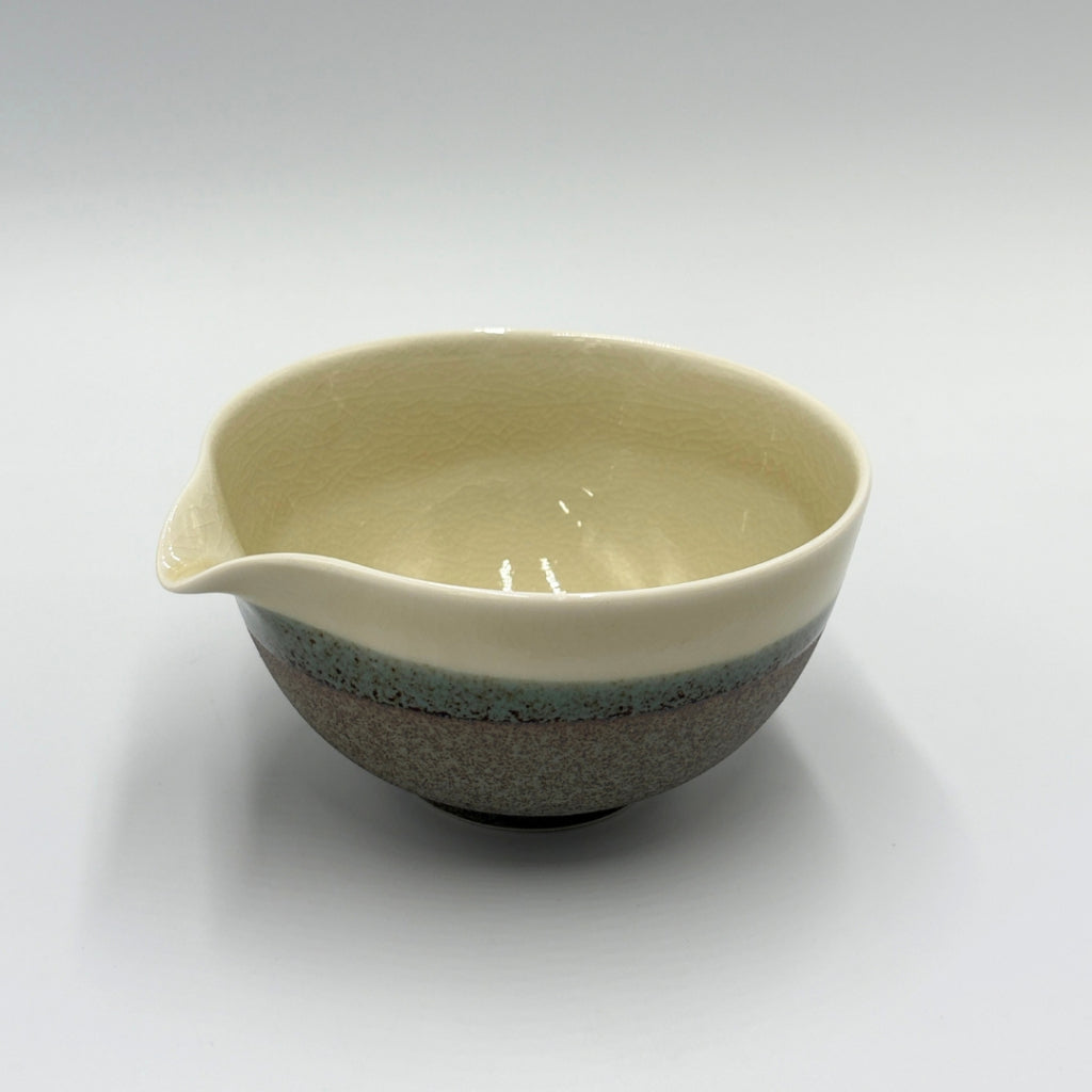 Moegi Japanese Matcha Bowl with Spout | Mino Ware Handcrafted Ceramic Tea Bowl | Made in Japan