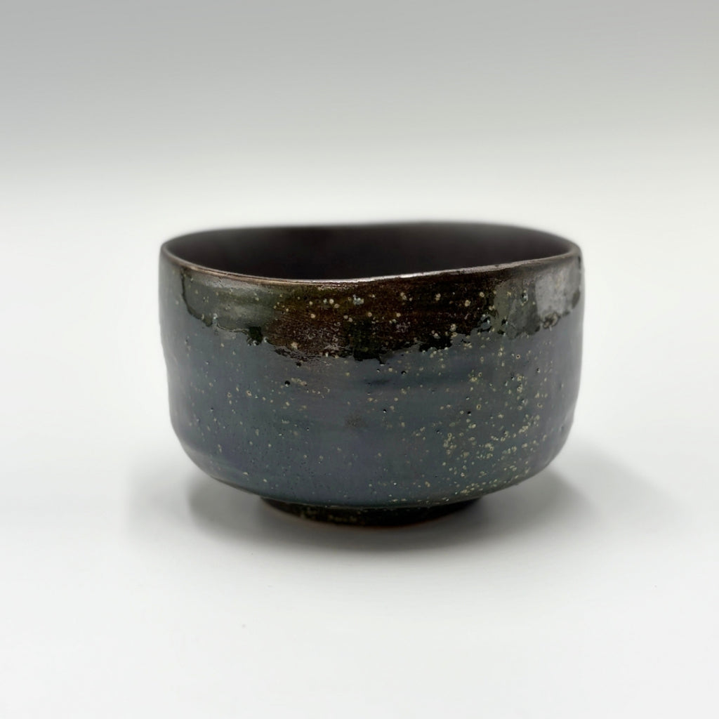 Japanese Matcha Bowl Kuro-yu Hake Oribe Chawan Mino Ware Handcrafted Tea Ceremony Ceramic