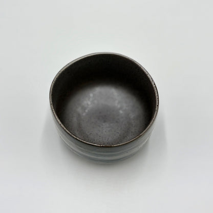 Japanese Matcha Bowl Kuro-yu Hake Oribe Chawan Mino Ware Handcrafted Tea Ceremony Ceramic