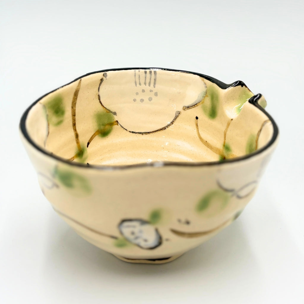 Japanese Ceramic Lattice Floral Pouring Bowl 4.0 Small Bowl Handcrafted Pottery Tableware