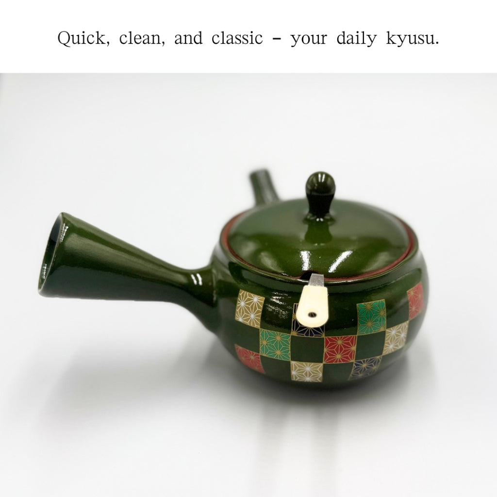 Poipoi Kyusu Teapot Checkered Ichimatsu Pattern, Modern Japanese Style Easy-Clean Teapot with Built-in Strainer