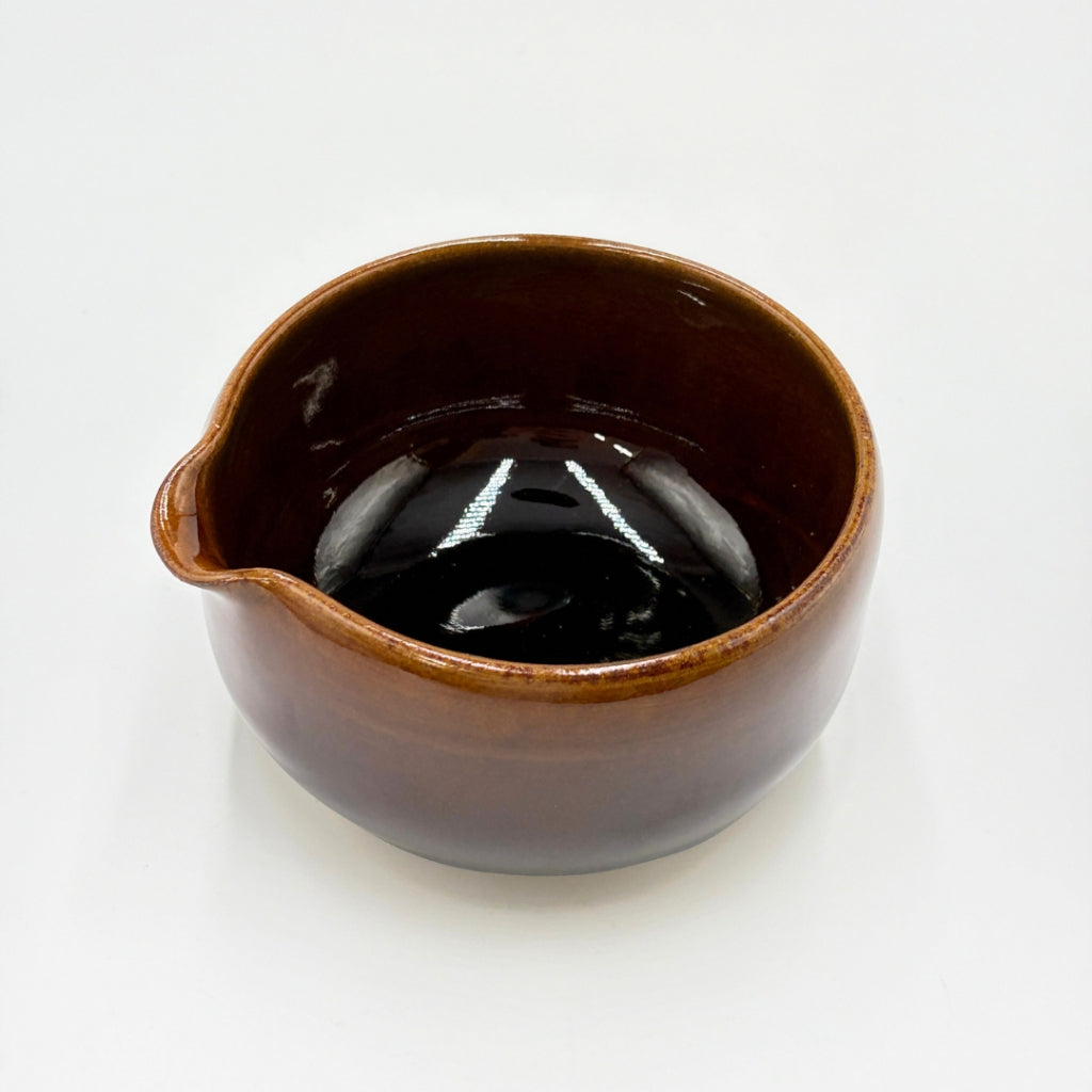 Aizu Hongouyaki Katakuchi Pouring Bowl Amber Glaze | Handmade Japanese Ceramic Pottery 400ml