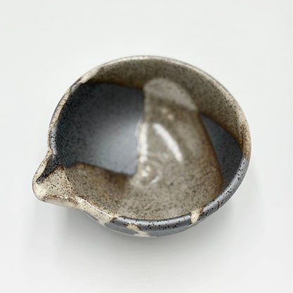 Japanese Karatsu Ceramic Pouring Bowl (Medium) Handcrafted Pottery Serving Dish Made in Japan