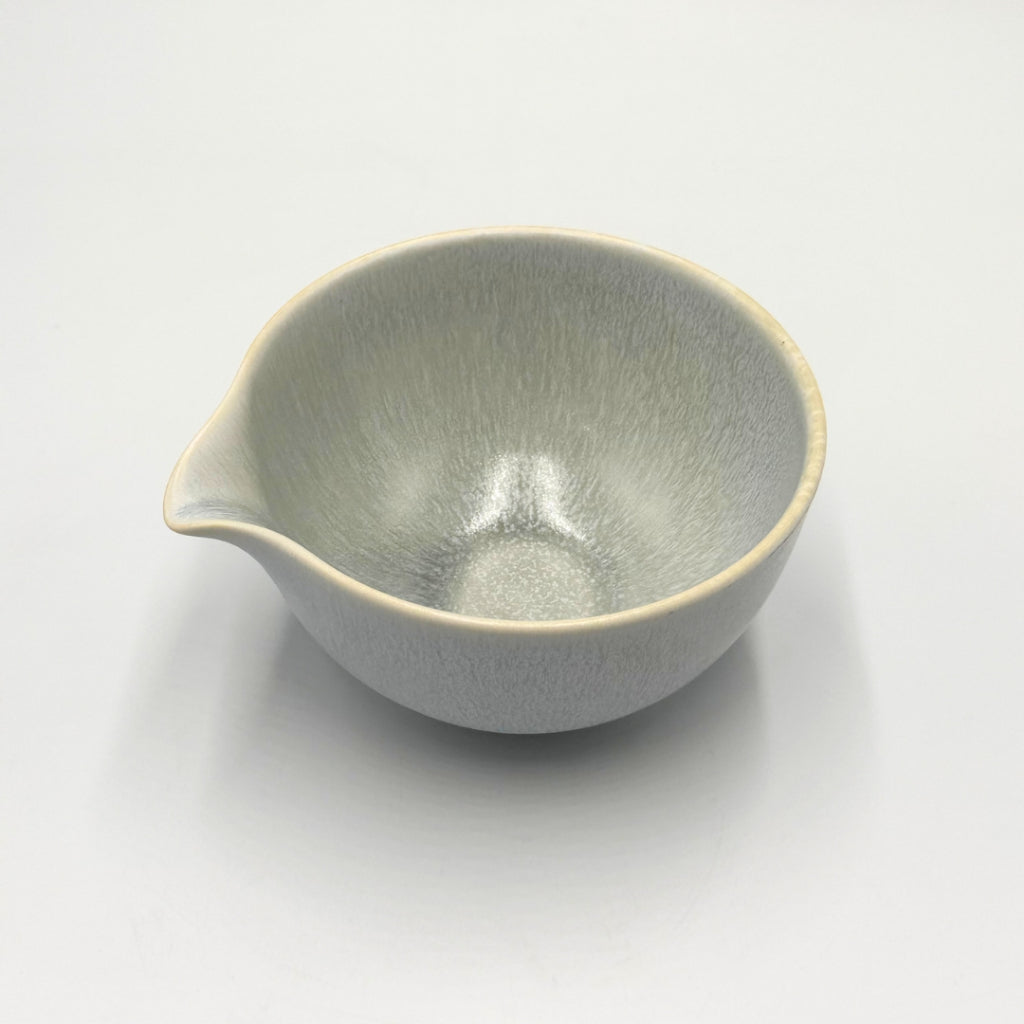 Japanese Mino Ware Katakuchi Matcha Bowl Grey Crystal Glaze | Pour Spout Tea Bowl Made in Japan