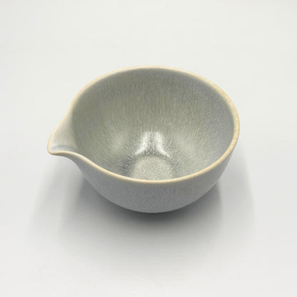 Japanese Mino Ware Katakuchi Matcha Bowl Grey Crystal Glaze | Pour Spout Tea Bowl Made in Japan
