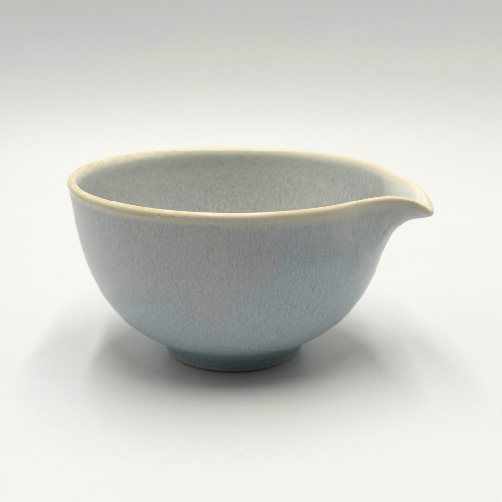 Japanese Mino Ware Katakuchi Matcha Bowl Grey Crystal Glaze | Pour Spout Tea Bowl Made in Japan