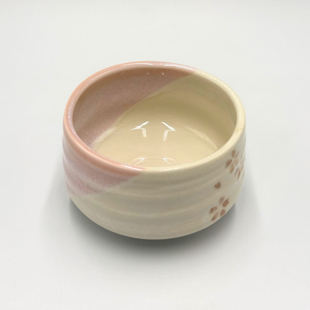 Kasumi Sakura Matcha Bowl, Mino Ware, Japanese Ceramic Chawan, Handcrafted for Tea Ceremony, Made in Japan