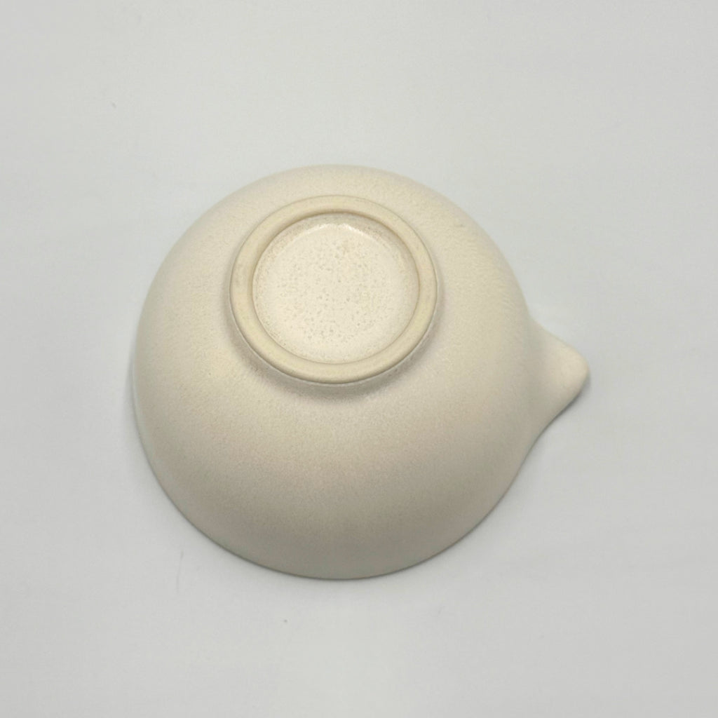 Japanese Mino Ware Matcha Bowl White Crystal Glaze Katakuchi Pouring Lip Ceramic Tea Ceremony Made i