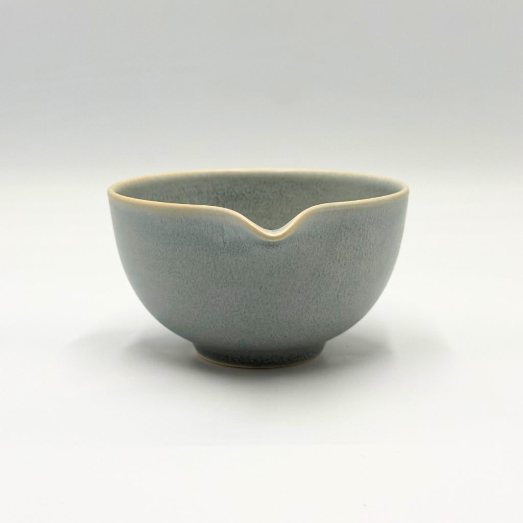 Japanese Mino Ware Green Crystal Katakuchi Matcha Bowl Handcrafted Ceramic Tea Bowl Made in Japan