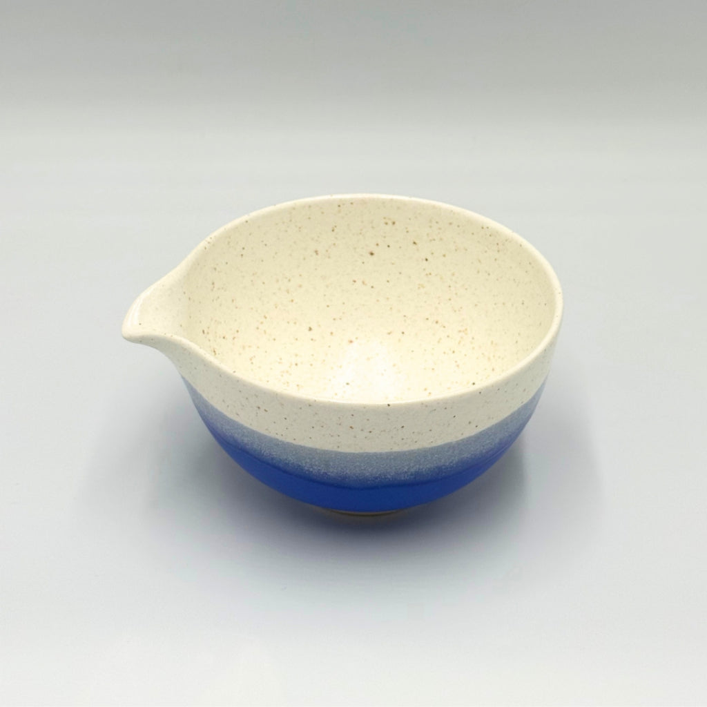 Soukai Japanese Matcha Bowl Katakuchi Pouring Lip Mino Ware Handcrafted Ceramic Tea Bowl Made in Japan