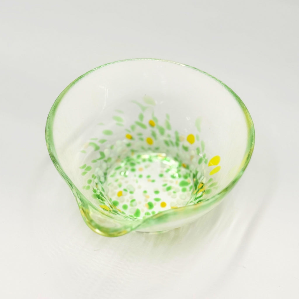 Matsugaoka Glass Katakuchi Matcha Bowl Wakakusa | Handmade Japanese Tea Chawan 380cc