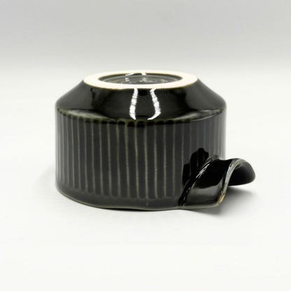 [Katakuchi Matcha Bowl] Meisen Faceted Oribe-style Matcha Bowl with Pouring Spout　Made in Japan 14.5cm