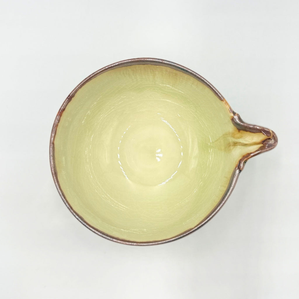 Japanese Mino Ware Matcha Bowl Katakuchi Pouring Spout Rustic Crackle Glaze Ceramic Tea Cup