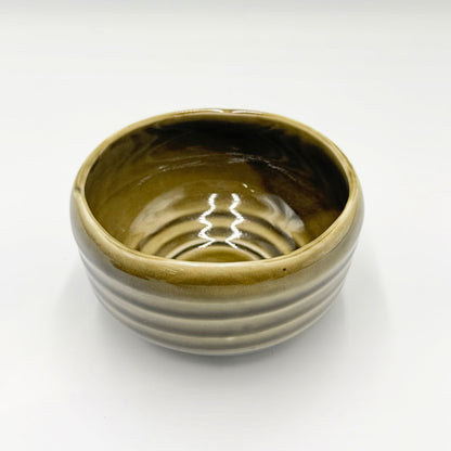 Japanese Matcha Bowl Flower Shape Yomogi Green Mino Ware Porcelain Chawan Made in Japan Φ12cm