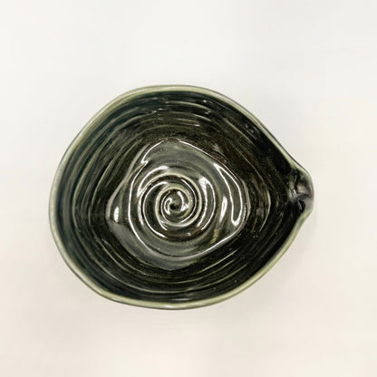 Oribe Katakuchi Matcha Bowl Mino Ware Japanese Ceramic Tea Bowl Handcrafted in Japan