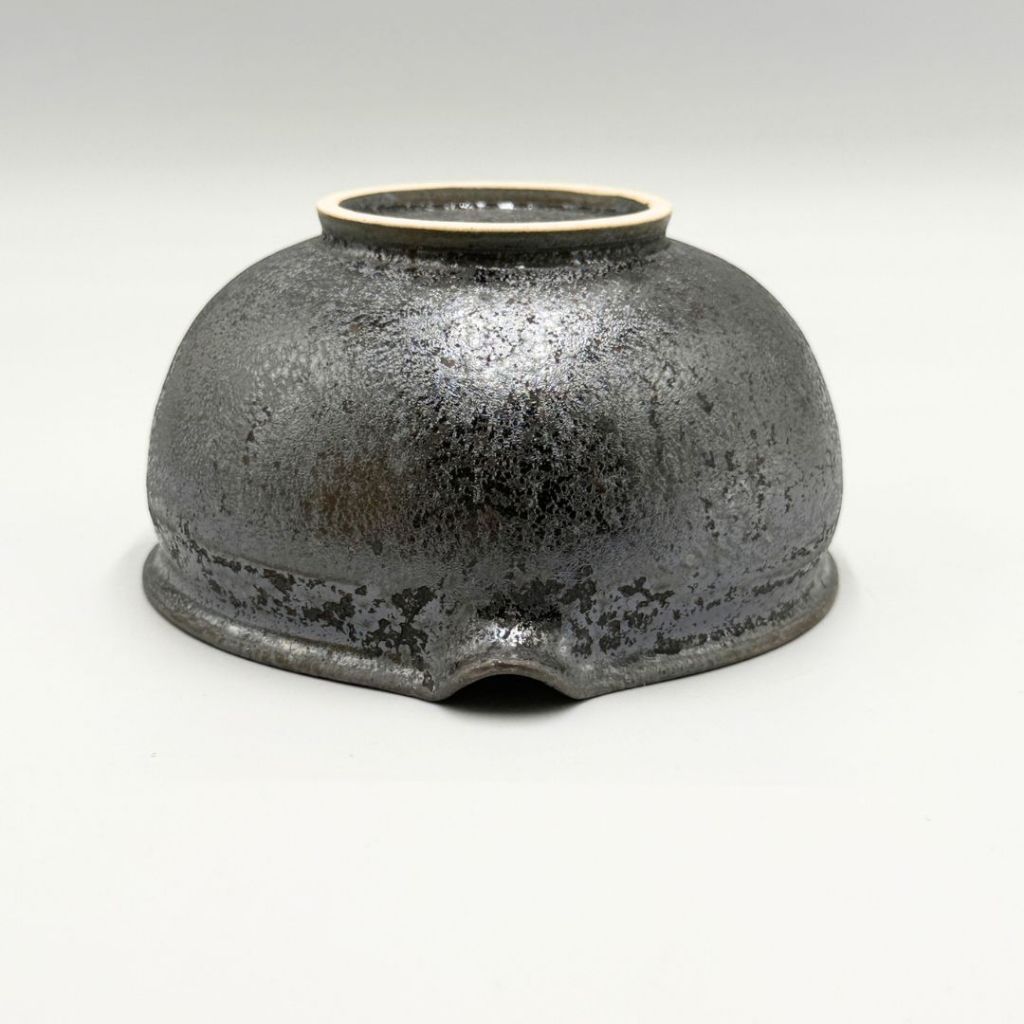 Tokoname Japanese Matcha Bowl Katakuchi Black Crystal Glaze Ceramic Tea Bowl 570cc Made in Japan