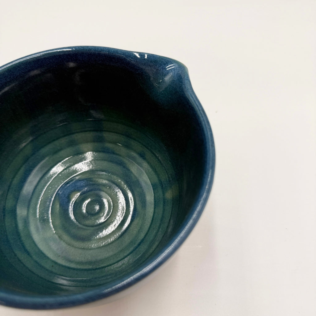 Japanese Mino Ware Blue Glaze Katakuchi Matcha Bowl Handcrafted Ceramic Tea Cup 13.7cm