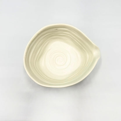 Shirayuki Katakuchi Matcha Bowl Mino Ware Japanese Ceramic Tea Bowl Handcrafted in Japan