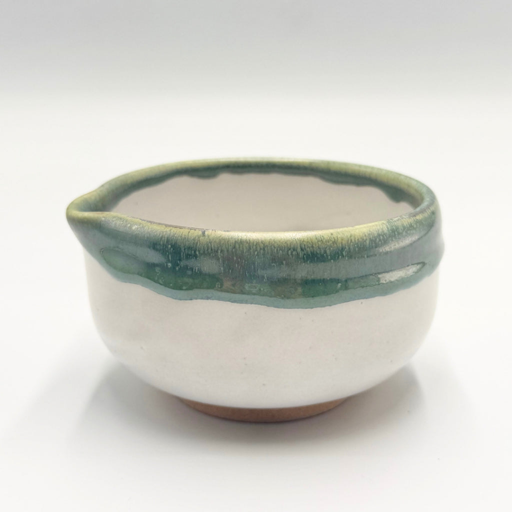 Japanese Handmade Matcha Bowl Wakakusa ME-GU-RI Series Katakuchi Pottery 350ml Tea Ceremony