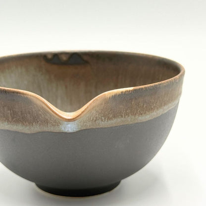 Japanese Mino Ware: Smoke Gold Katakuchi Matcha Bowl | Handcrafted Ceramic Tea Bowl Made in Japan