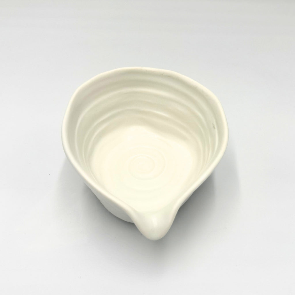 Shirayuki Katakuchi Matcha Bowl Mino Ware Japanese Ceramic Tea Bowl Handcrafted in Japan