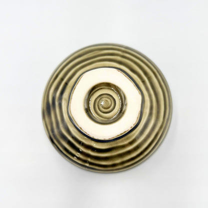 Japanese Matcha Bowl Flower Shape Yomogi Green Mino Ware Porcelain Chawan Made in Japan Φ12cm