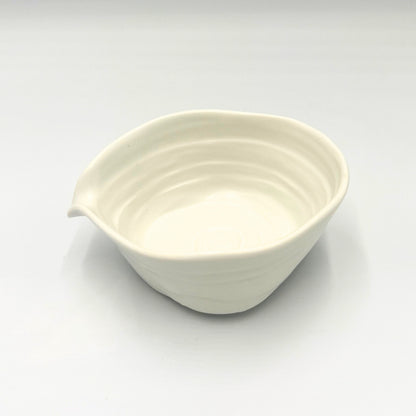 Shirayuki Katakuchi Matcha Bowl Mino Ware Japanese Ceramic Tea Bowl Handcrafted in Japan
